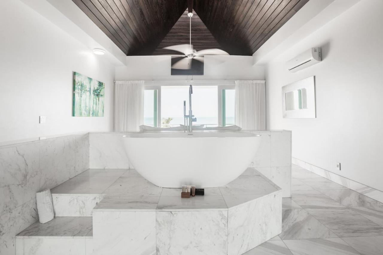 Sulmare At Sapodilla Bay Luxury Villas Taylor Bay Beach Bagian luar foto